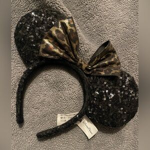 Minnie ears